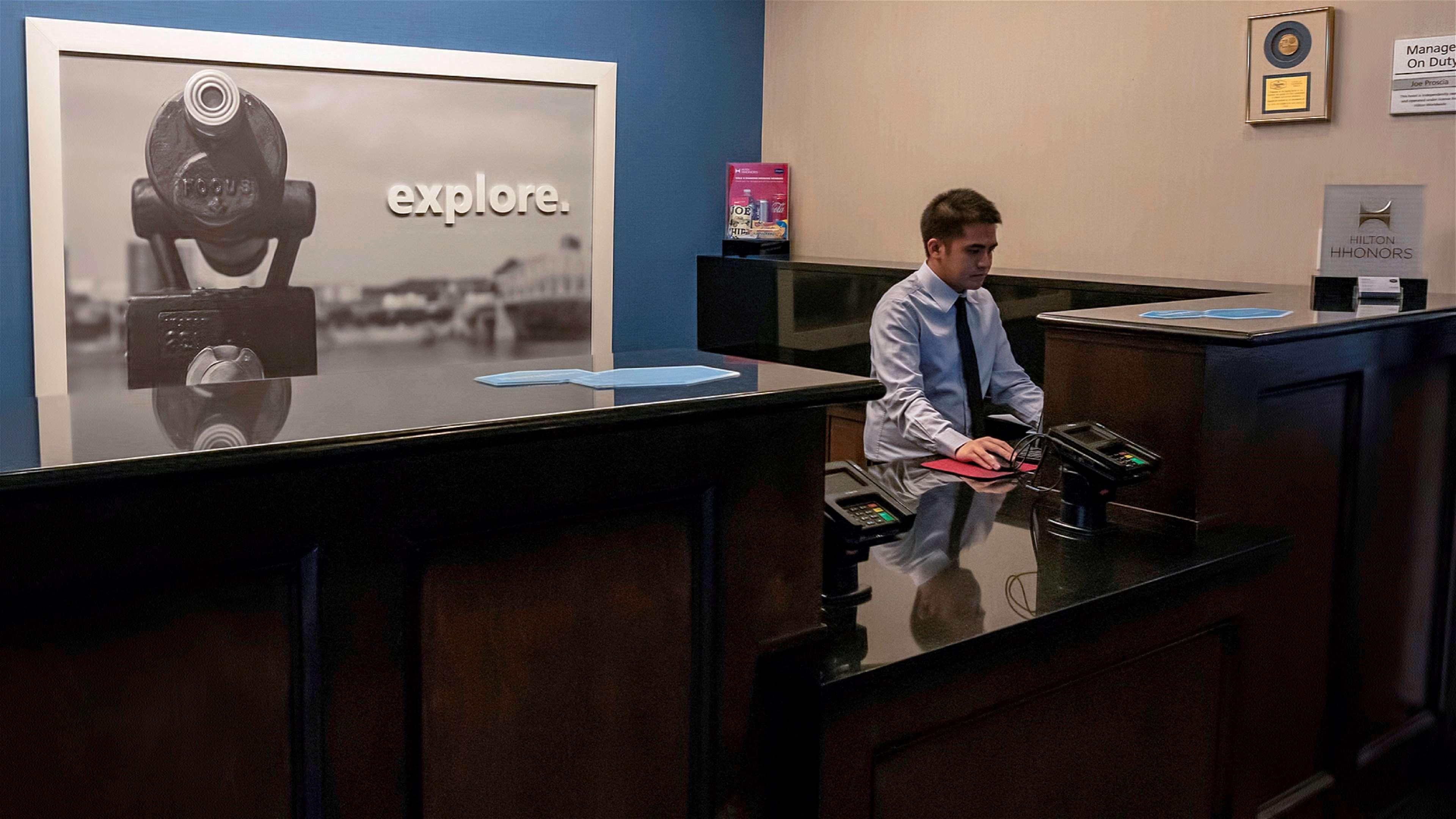 Hampton Inn Carlstadt At The Meadowlands Exteriör bild
