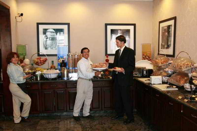 Hampton Inn Carlstadt At The Meadowlands Restaurang bild