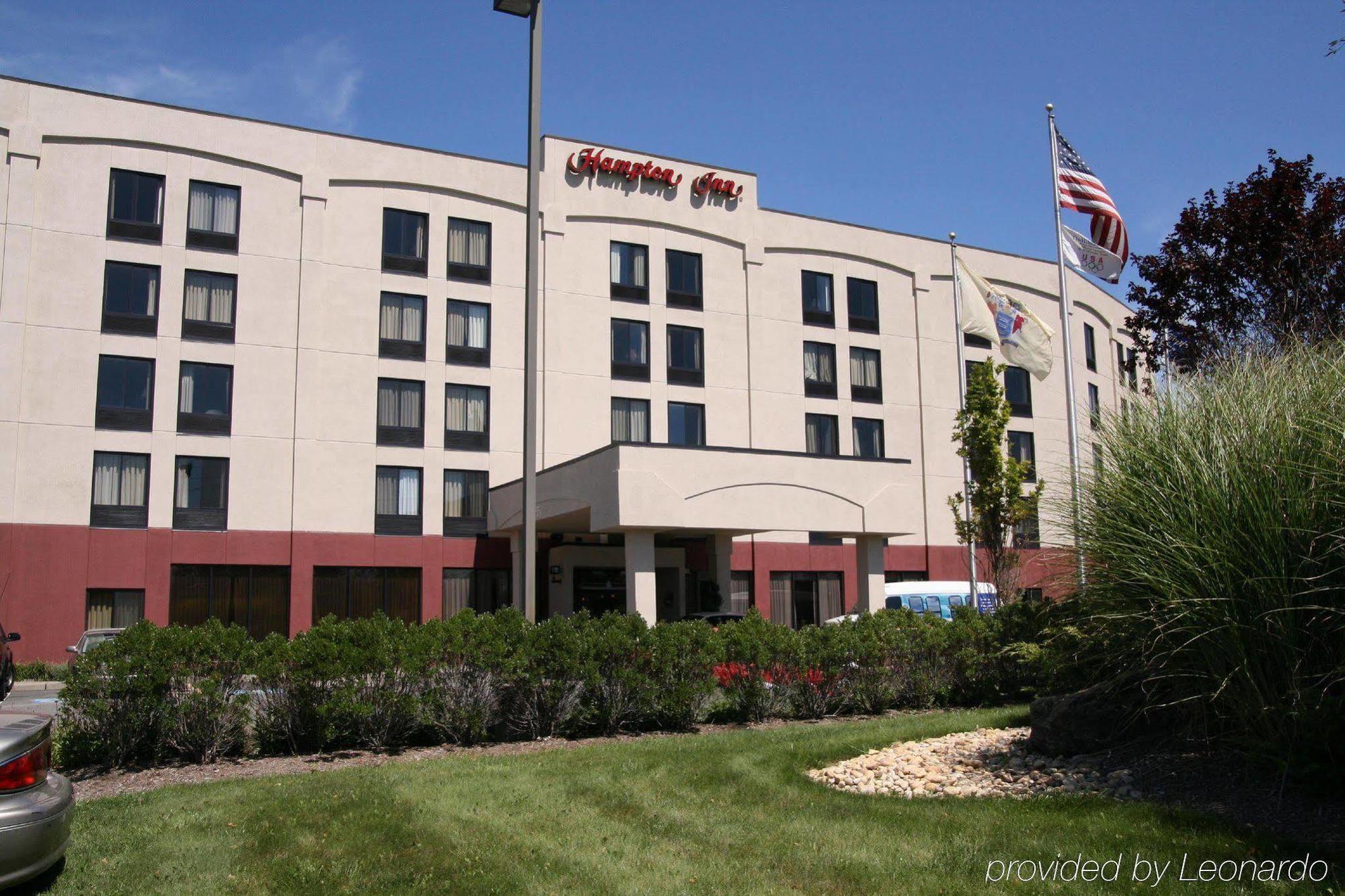 Hampton Inn Carlstadt At The Meadowlands Exteriör bild